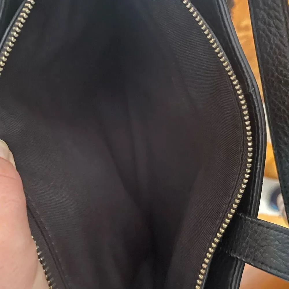 VINCE CAMUTO | LEAH black leather shoulder bag - Picture 6 of 12